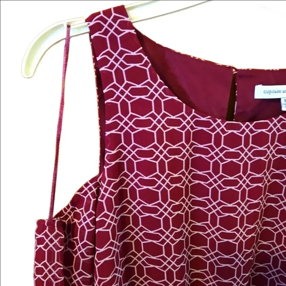 Cupcakes & Cashmere Cold Shoulder Romper Dress Women size M - Picture 5 of 10